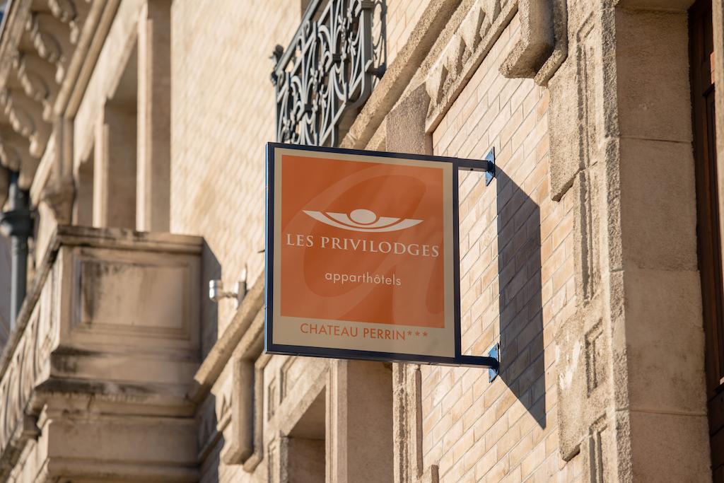 Privilodges Chateau Perrin Гренобъл Екстериор снимка