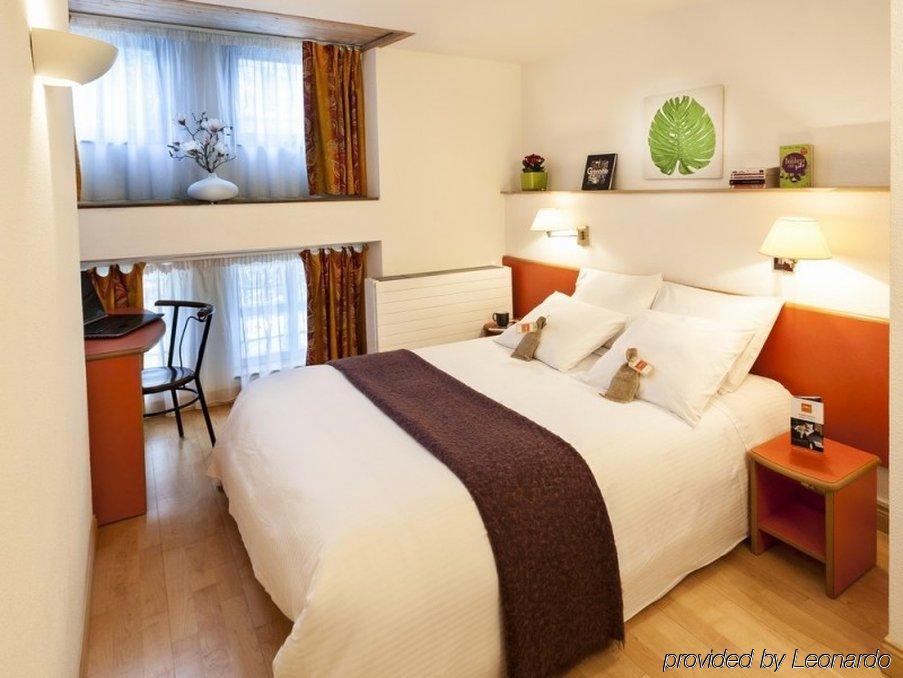 Privilodges Chateau Perrin Гренобъл Стая снимка